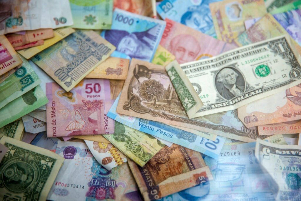 Euro, dollars, pounds – What do you know about these currencies?