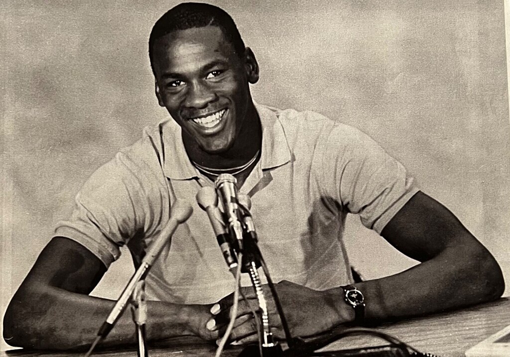 1024px-Michael-Jordan-1984-by-UPI